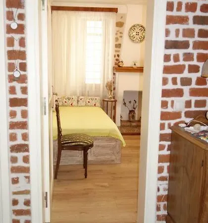 Apg Stonehouse * Ayos Nikolaos